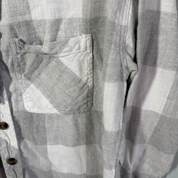 Maurices Hooded Flannel Button Up Medium Gray Buffalo Plaid Shacket Cabincore - Picture 7 of 13